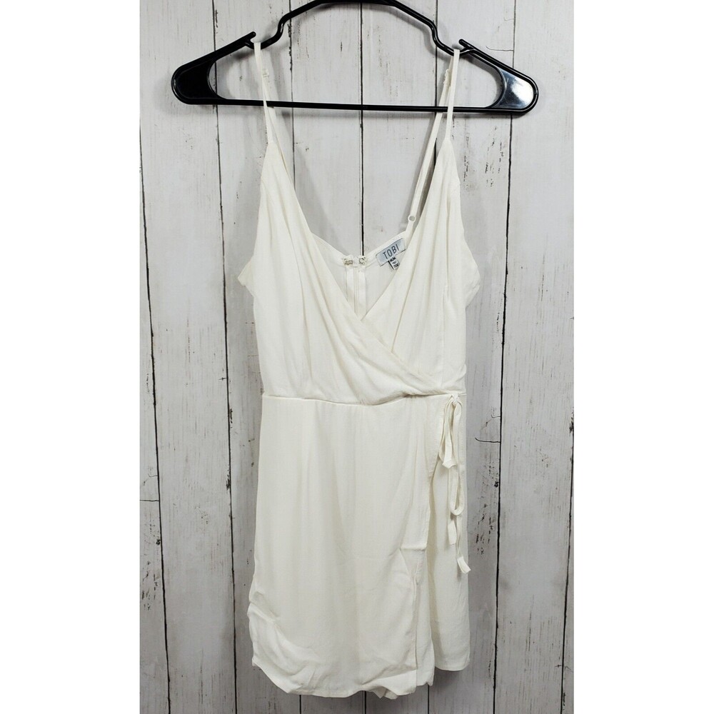 Tobi Women's Short Romper Dress Size Medium White Cream Rayon Viscose